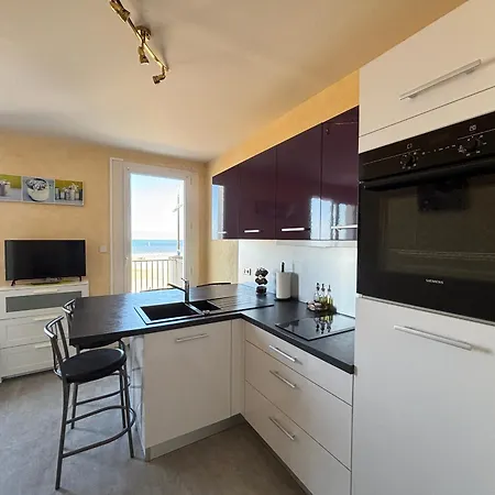 4 Pers Sur Remblai Face - Fr-1-197-634 * Les Sables-d'Olonne